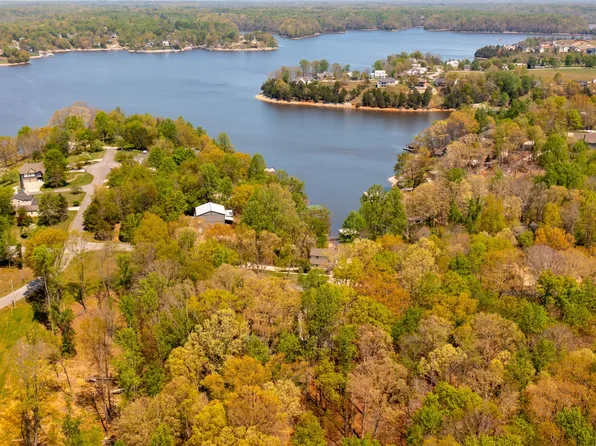 891 Hopkins Ln, Winchester, TN 37398