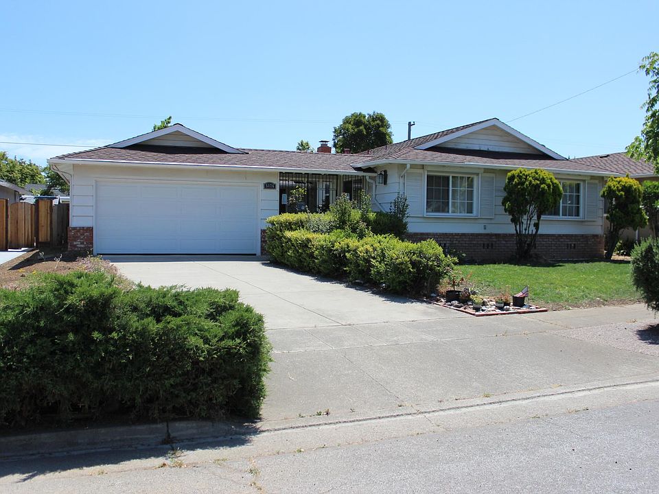 1st image of 5476 Fern Dr