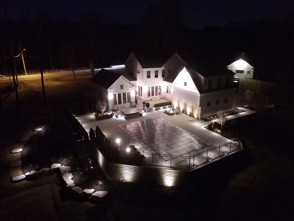 1st image of 48 Nelson Ave Ext