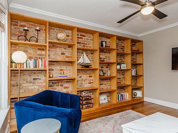 5th image of 639 W Armitage Ave #2