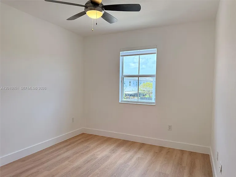 1328 SE 26th Ter — Photo 29