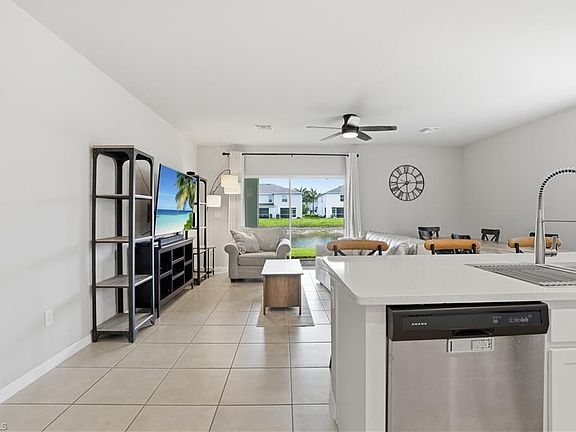 2nd image of 15054 Wildflower Cir