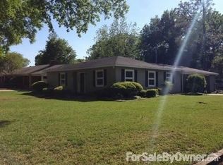 209 Linden Dr, Indianola, MS 38751