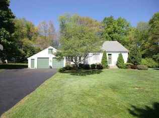 1 Wildflower Dr, Seekonk, MA 02771