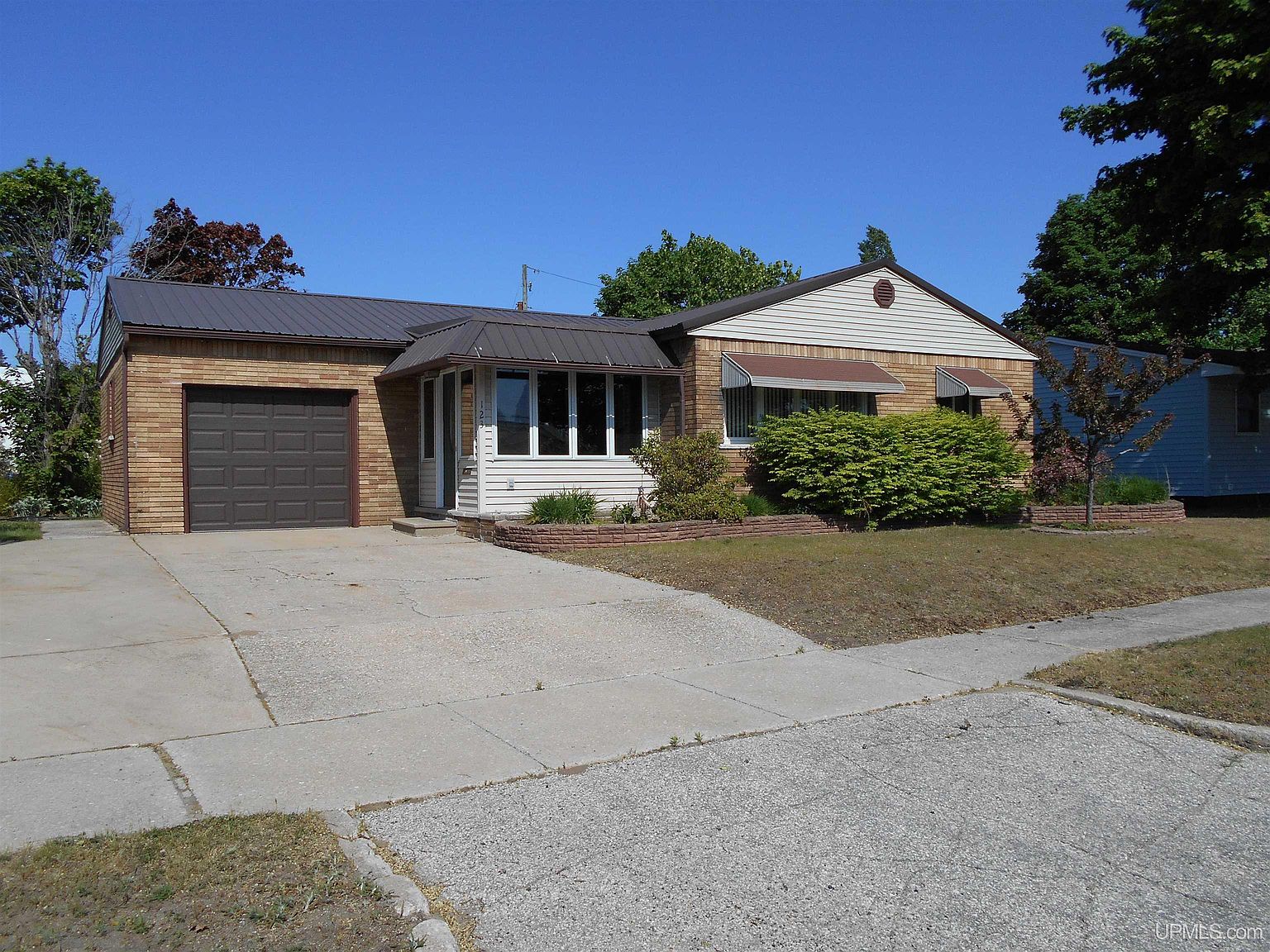 123 Delta Ave, Manistique, MI 49854 Zillow