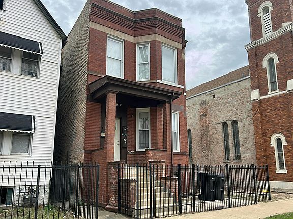 3rd image of 5951 S Peoria St