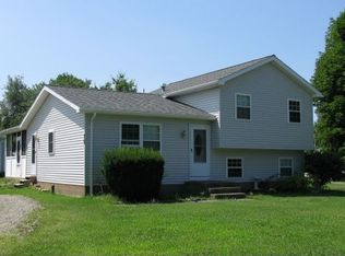 75 Skellie Dr, North East, PA