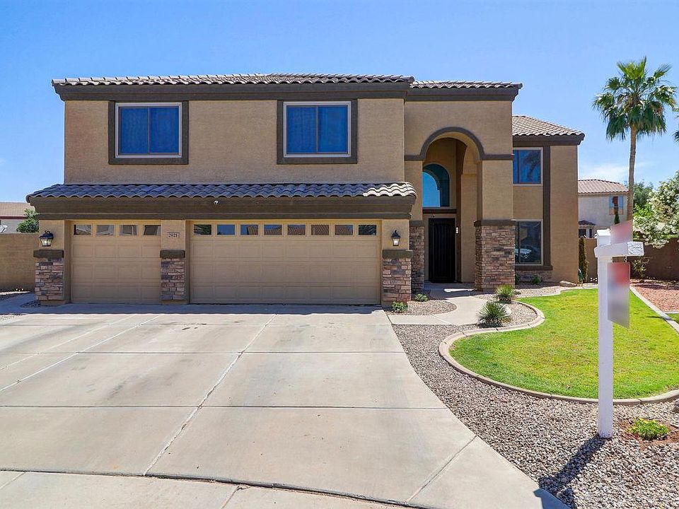 1st image of 2921 E Estrella Ct