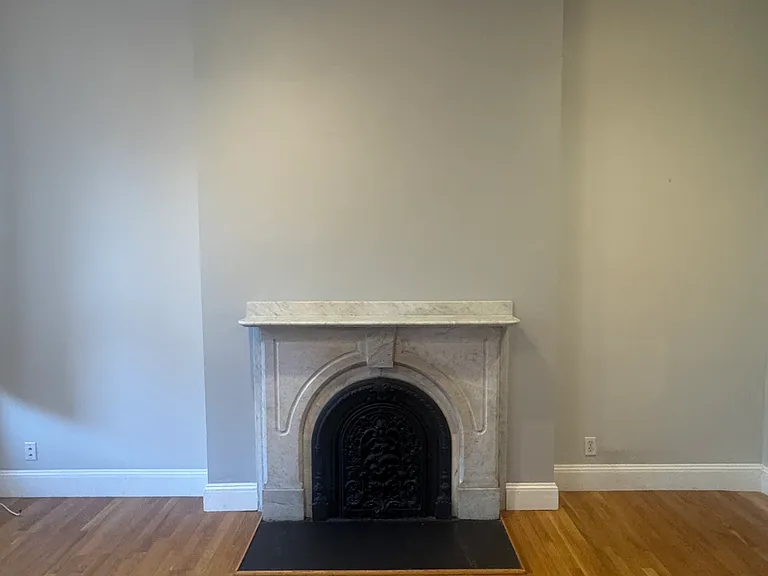 42 W Newton St #2-13 — Photo 8