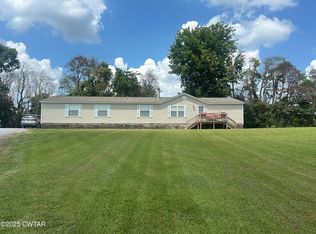 1719 Martin Dr, Union City, TN 38261