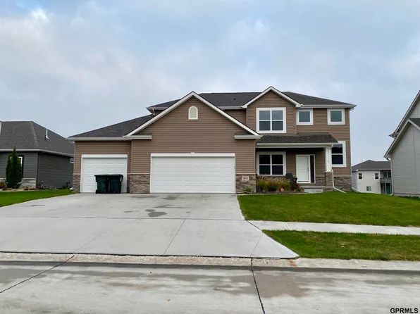 5031 N 209th St, Elkhorn, NE 68022