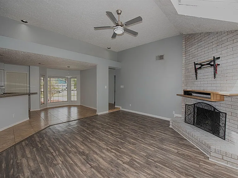 2914 Tarpon Dr — Photo 12
