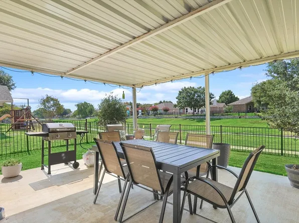 2500 Champlain Ln, Denton, TX 76210