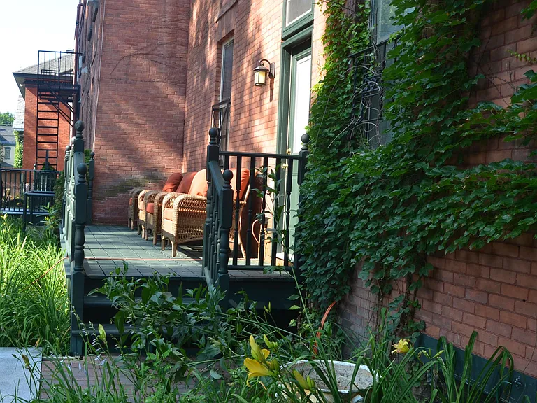 72 Union Ave #6 — Photo 6