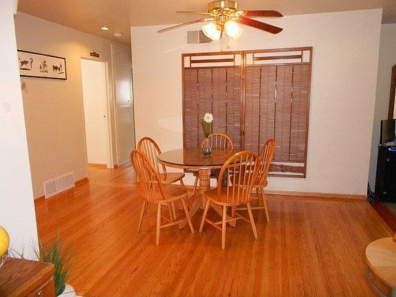 Eat-in Kitchen/Dinning Room