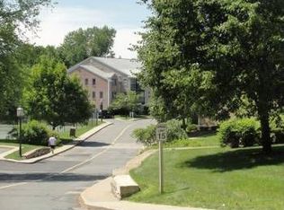 91 Waterfall Dr APT C, Canton, MA 02021