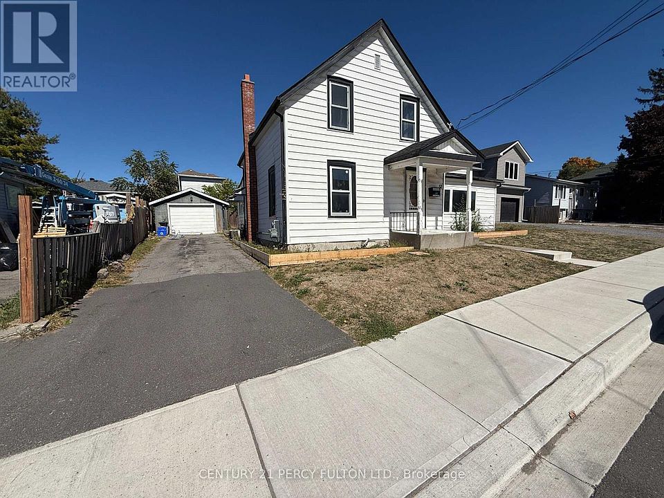 1st image of 52 Heber St