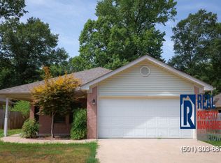 104 Austin Ln, Benton, AR 72015