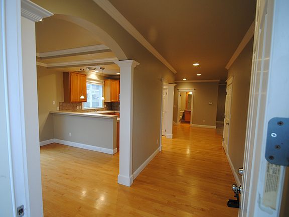 2nd image of 13610 NE 203rd St