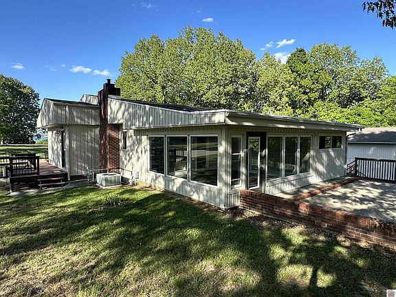 2nd image of 1048 Sledd Creek Rd