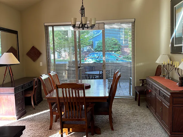 2523 NW Crossing Dr — Photo 3
