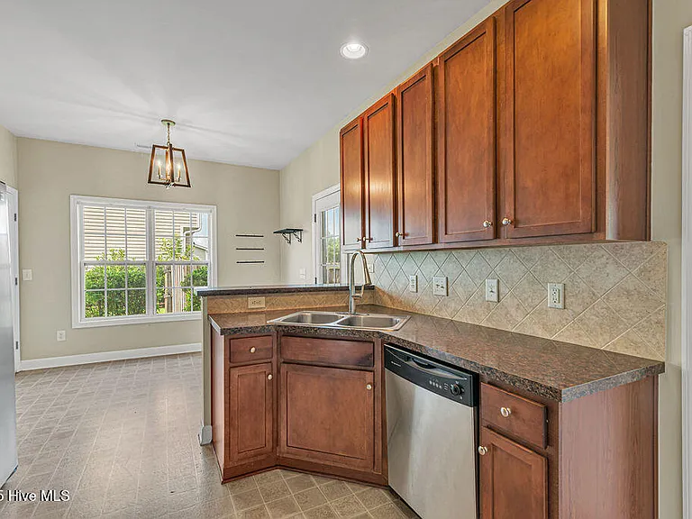 238 Silver Hills Dr — Photo 11