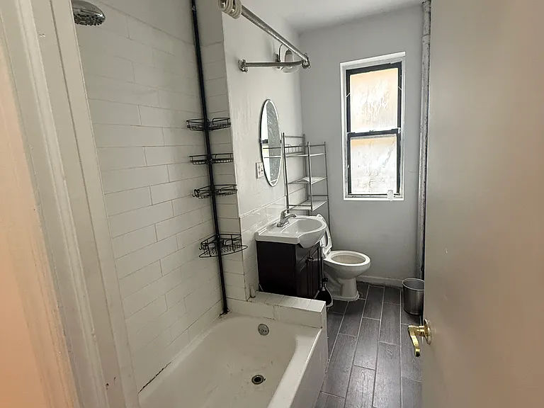 511 W 135th St #4B — Photo 5