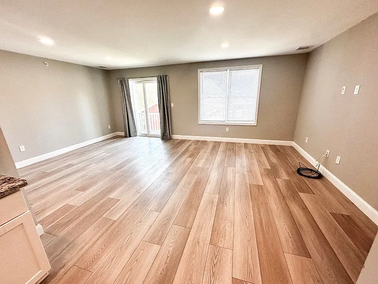 109 Church St #14 — Photo 8