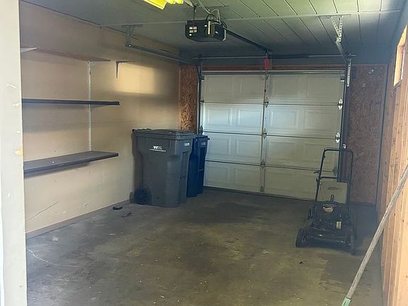 5th image of 412 N Huber Ct #B