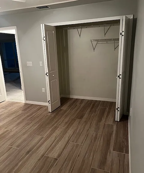 Bedroom#3 clost