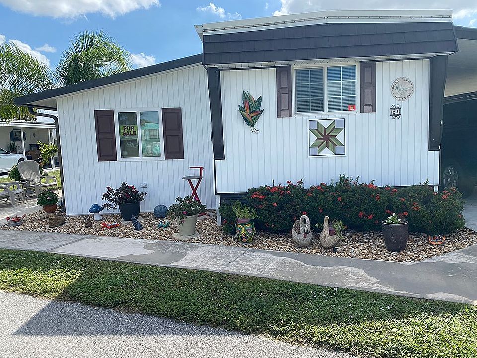 1st image of 23 Pryor Ln