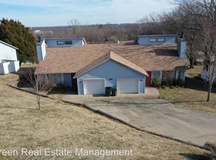 636 Earthside Cir #B, Claremore, OK 74017