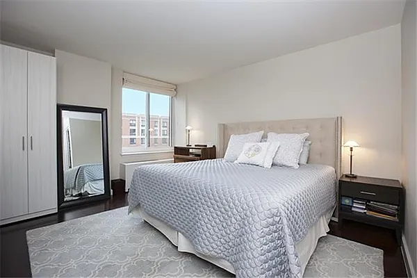 Sold by Maxwell Jacobs | media 4