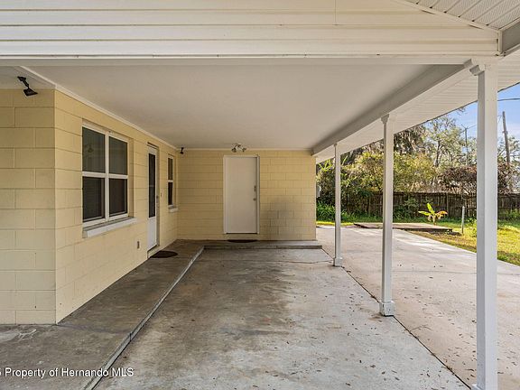 5th image of 708 Buena Vista Ave