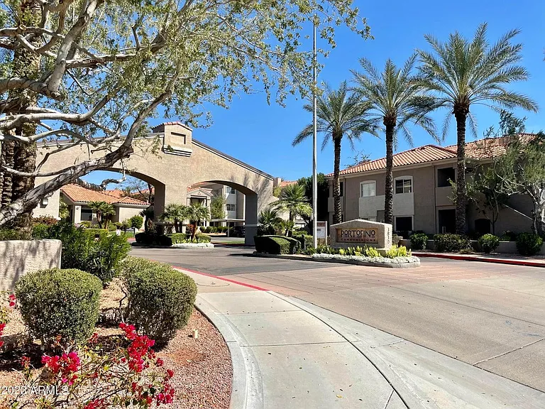 Portofino condos entrance