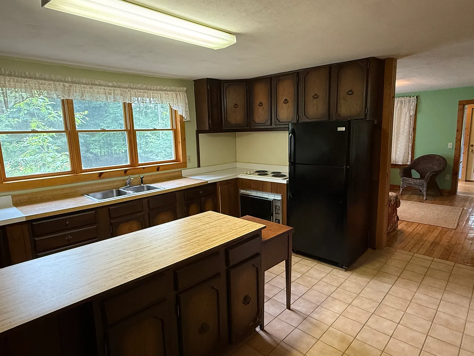 Dewey Marsh Haven — Photo 3