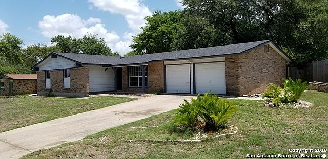 1st image of 106 Surrey Ln