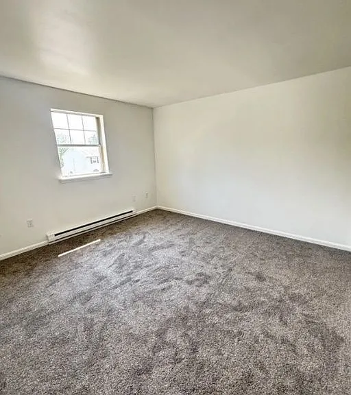 447 Garland Cir — Photo 9