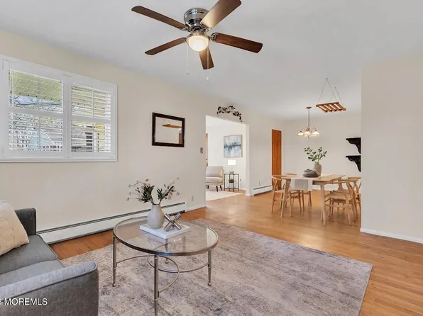 8 C Blue Jay Street, Manchester, NJ 08759