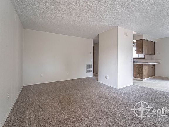 3rd image of 3018 NE 78th Ave