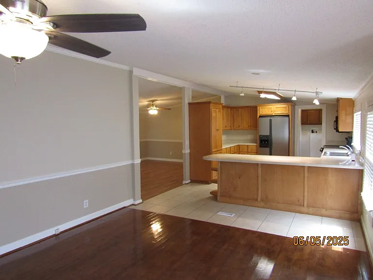 4883 Riverside Dr #A — Photo 30