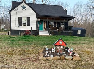 586 Rugby Hwy, Robbins, TN 37852