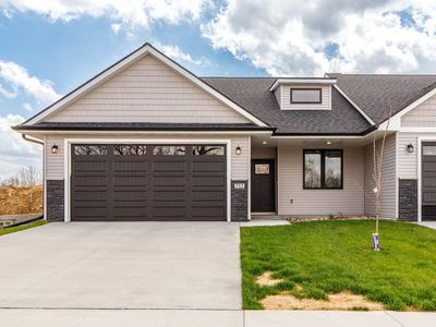 712 Academy Cir, Nevada, IA, 50201