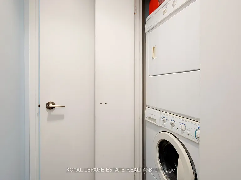 112 George St S #S711 — Photo 19