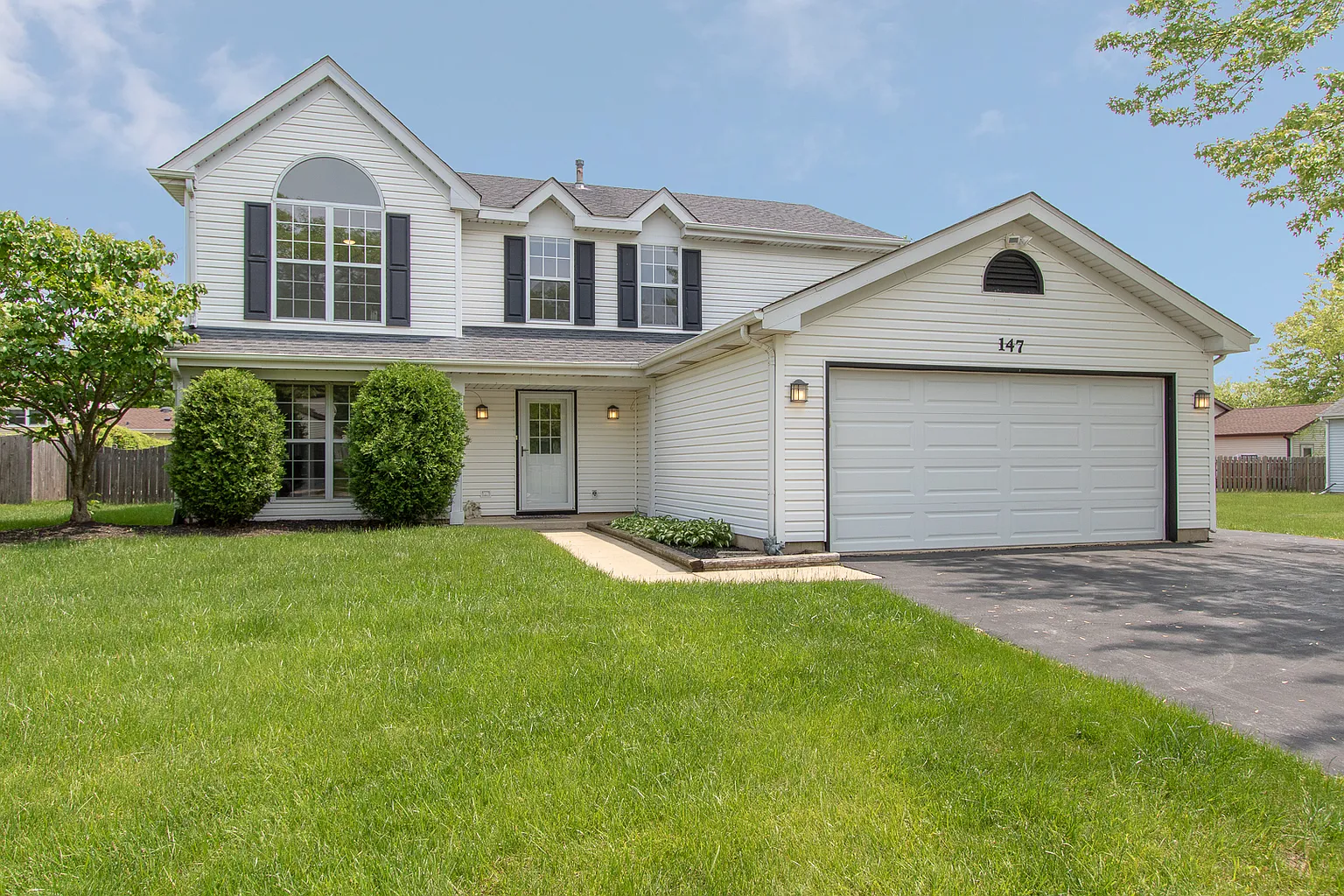 147 W Harbor Dr photo 1