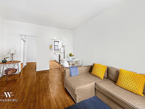 3rd image of 288 W 92nd St APT 4-B