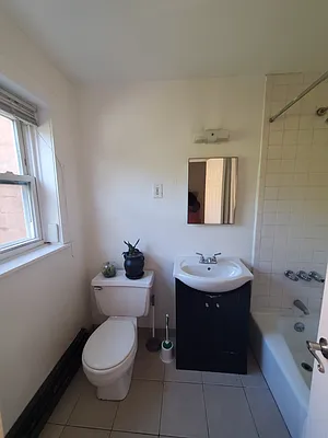 Rented by Adams David J, LREB | media 10