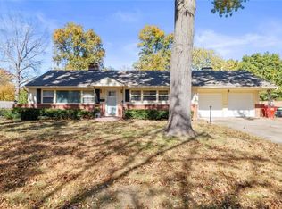 11506 E 38th St S, Independence, MO 64052