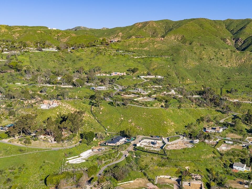 1st image of 20520 Pinnacle Way