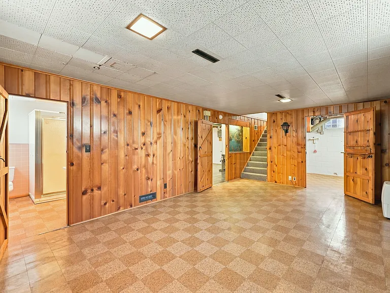 View from the opposite corner.